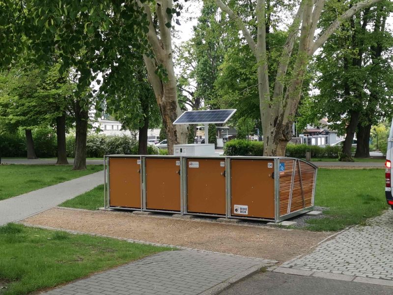 Bike Box - Krnov, Smetana's orchards