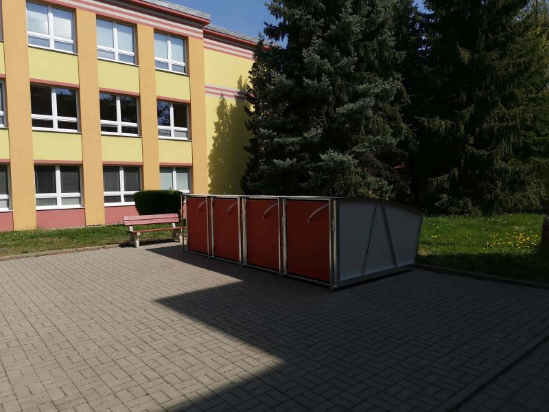 Bike Box - Most, 10th elementary school of Z.Stepanek 