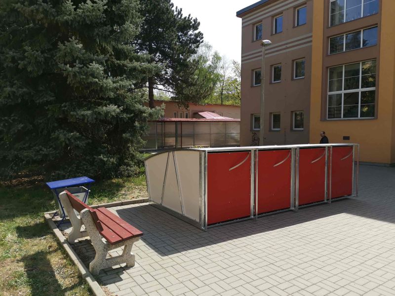 Bike Box - Most, 10th elementary school of Z.Stepanek 
