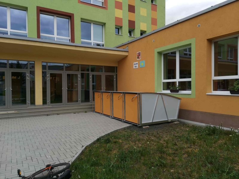 Bike Box - Most, 4th elementary school of Vaclav Talich