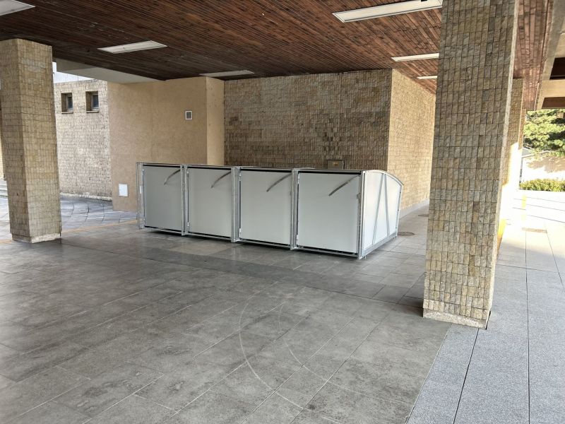 Bike Box - Most, street Radnicni
