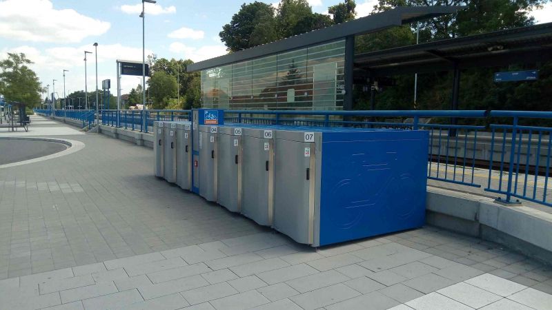 Bike Box - Trebic, train station