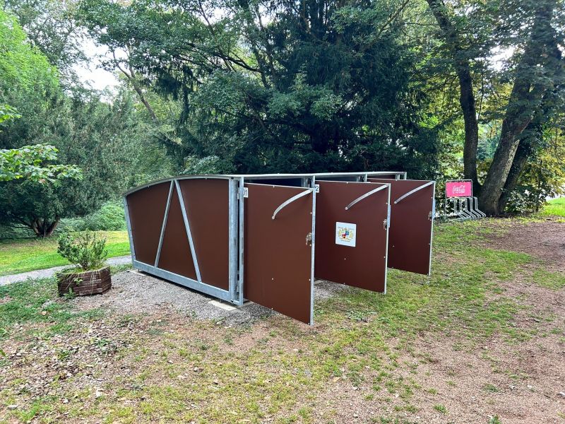 Bike Box - Castle Zbiroh